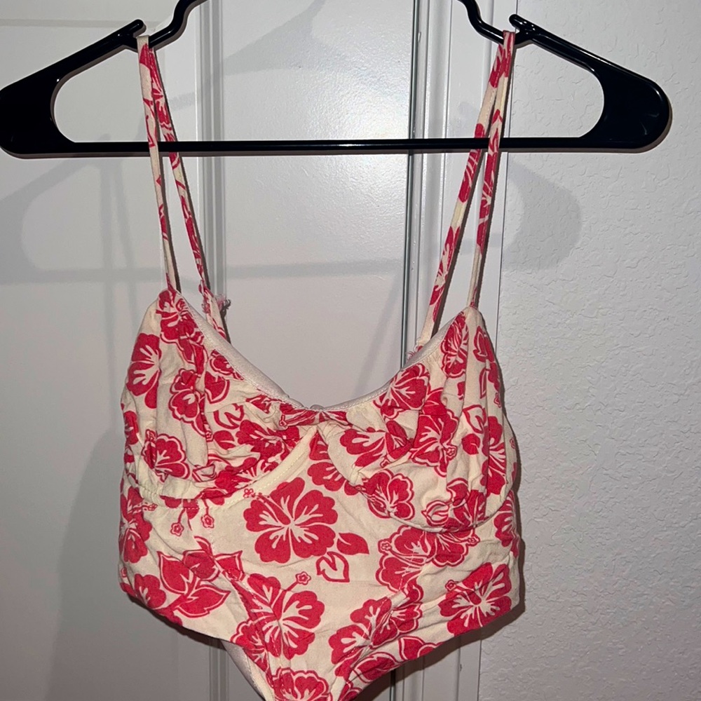 Pacsun Crop top
